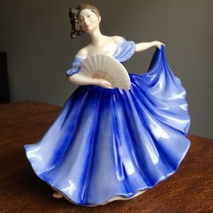 Royal Doulton Figurine | Elaine 1979